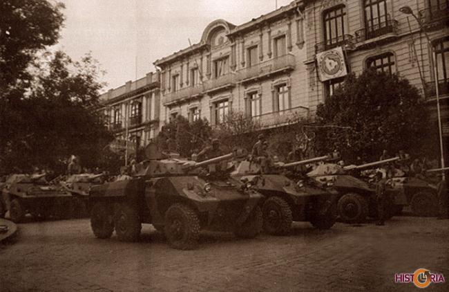 Tanques en la Plaza Murillo, Golpe Frente Popular Nacionalista, Banzer, FSB, MNR, La Paz, agosto 1971