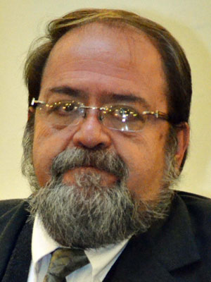Roberto Iván Aguilar Gómez Roberto Iván Aguilar Gómez